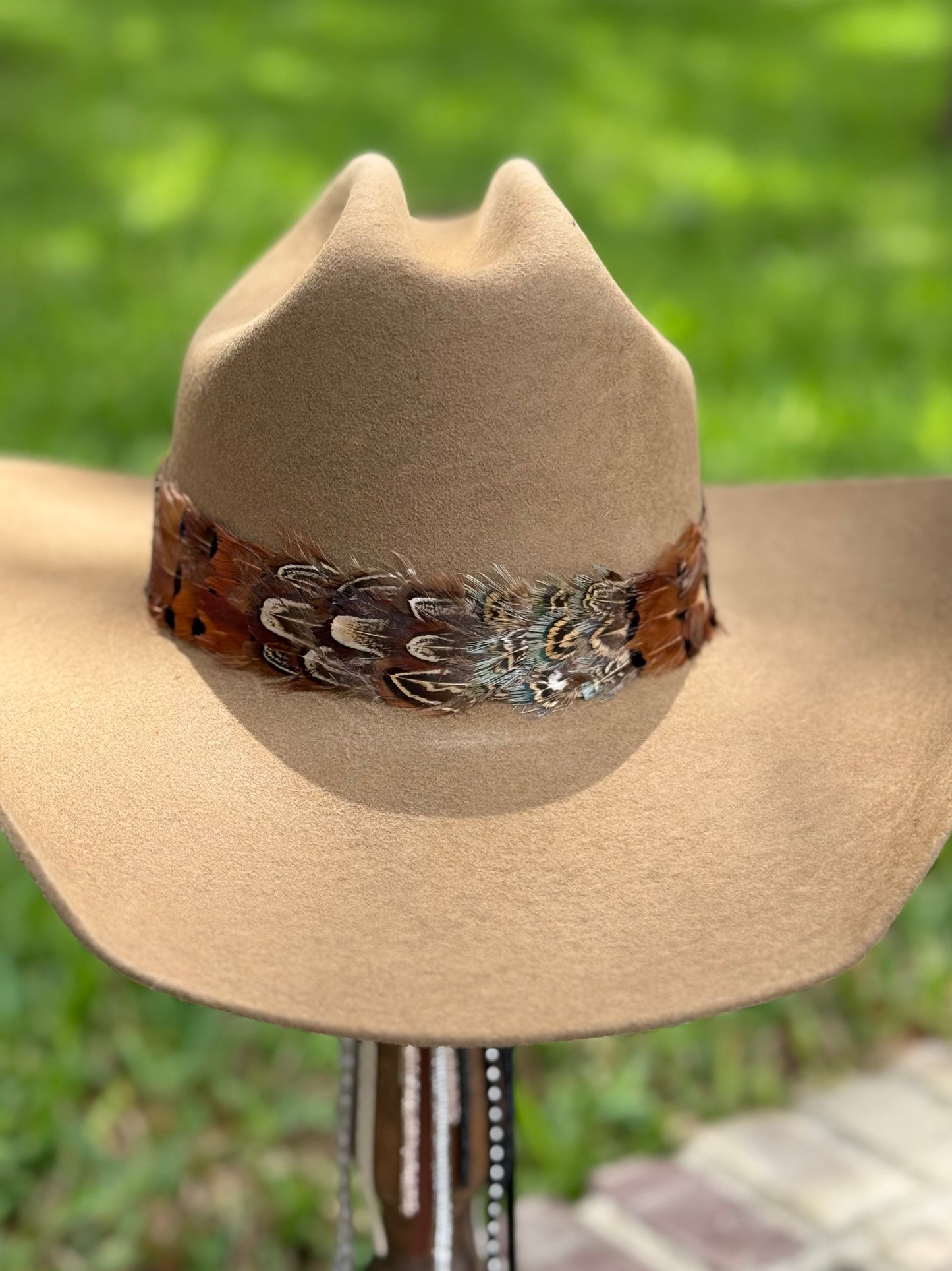 Pheasant Feather Hatband (Light Brown)