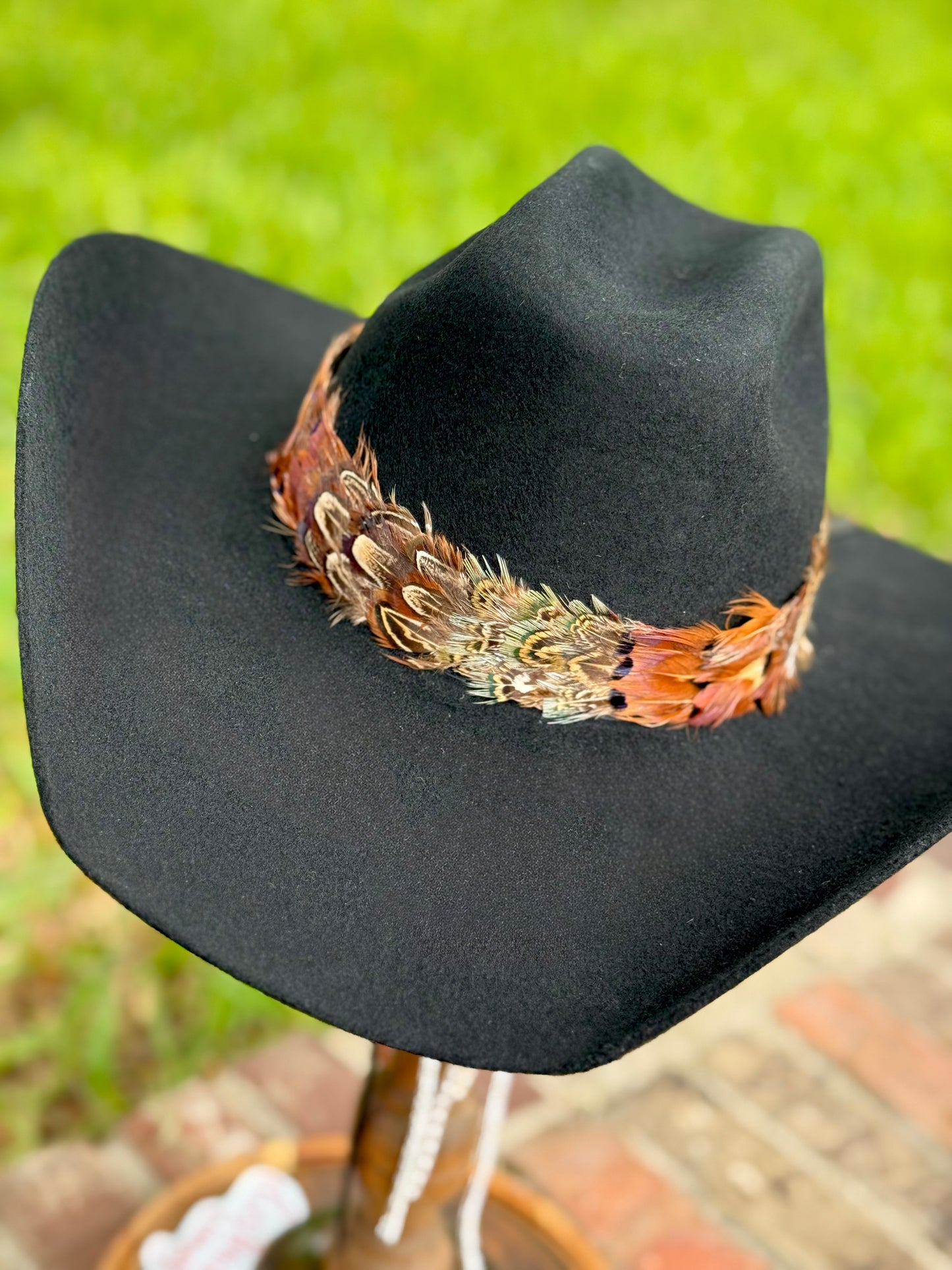 Pheasant Feather Hatband (Light Brown)