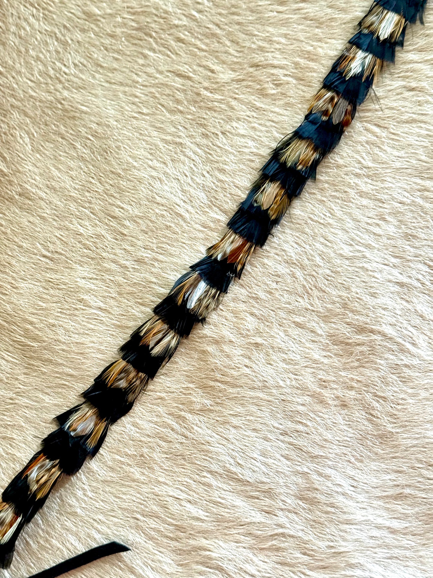 Feather Hatband (Black & Tan)