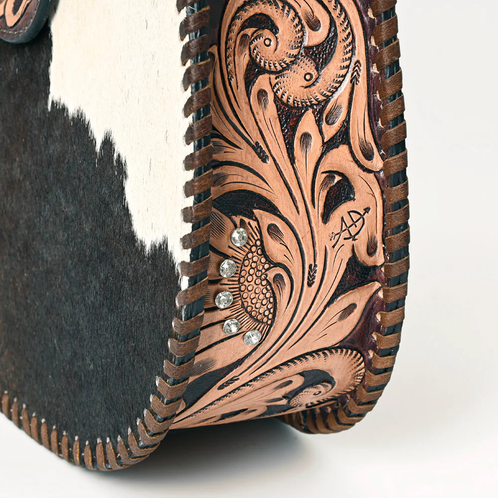 The Lainey - Tooled Leather Purse