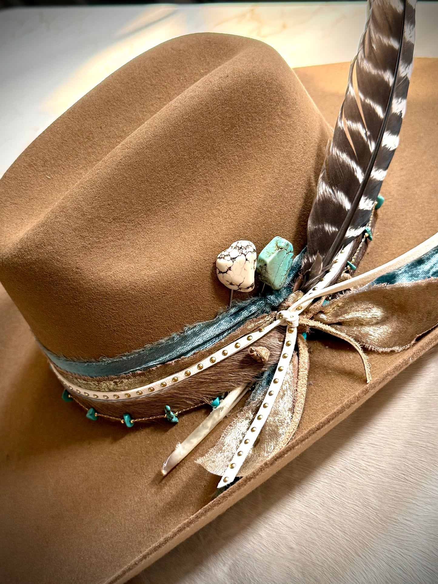 White Buffalo Stone Hat Pin