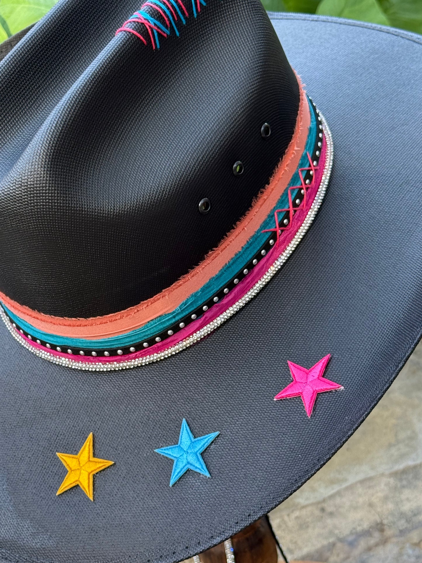 Spurs Retro I - Black Straw Hat