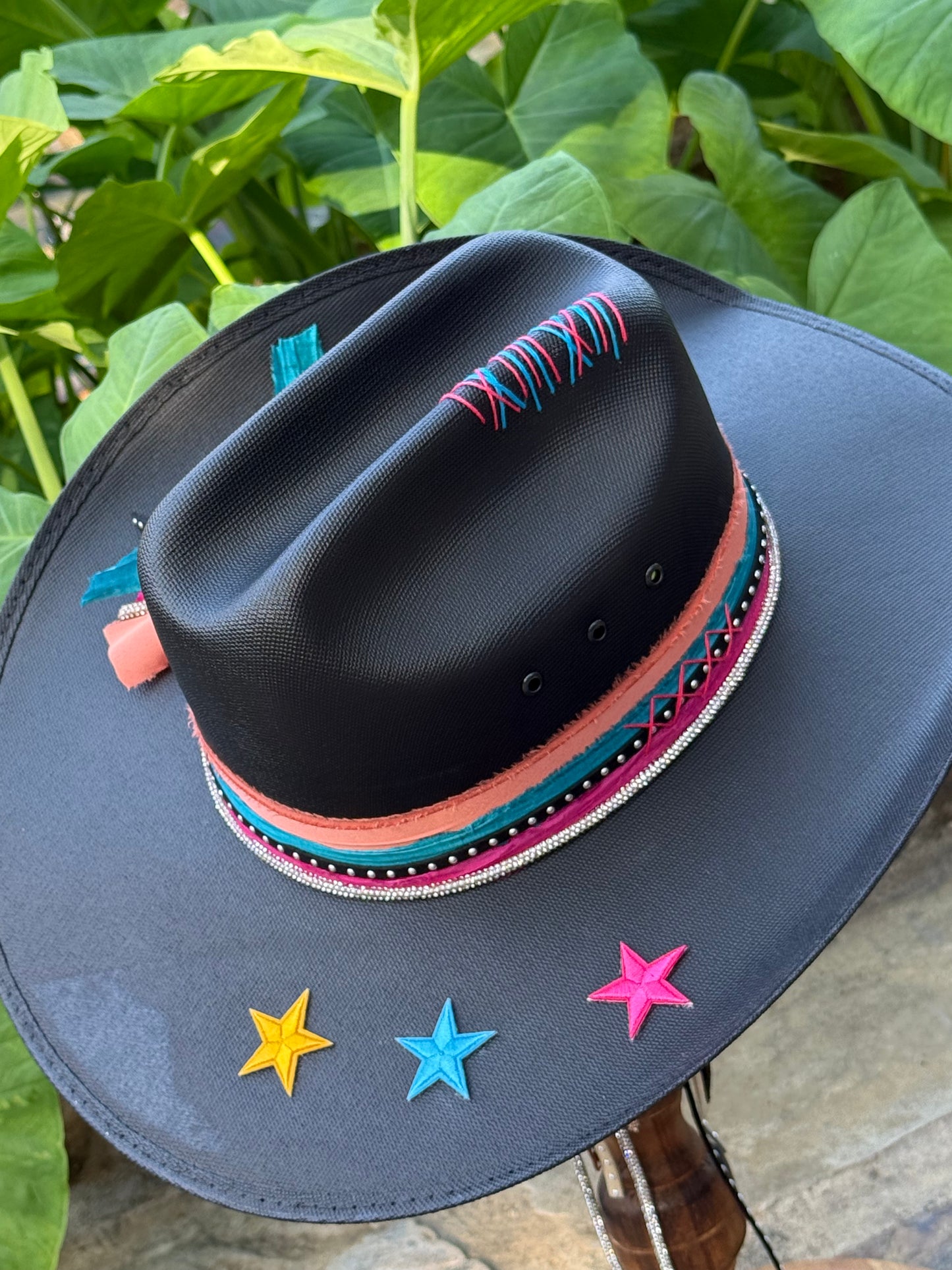 Spurs Retro I - Black Straw Hat