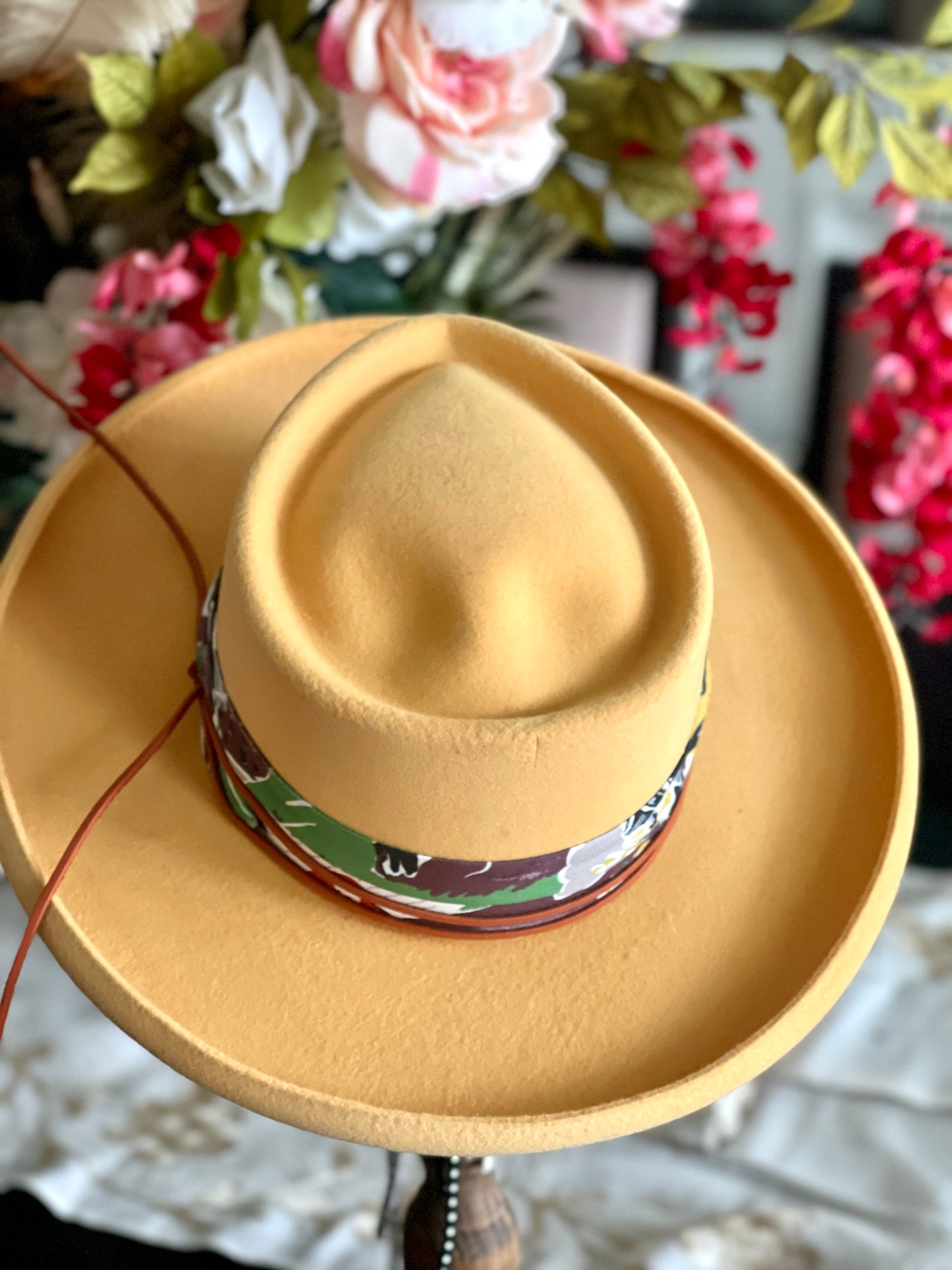 Western Fashion Hat - The Arrow