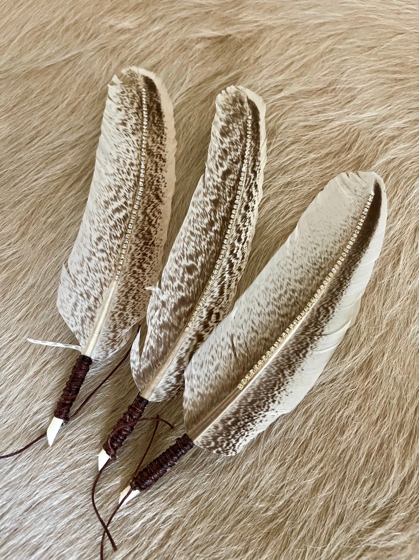 Hat Feather Clip - White Wing w/Rhinestones