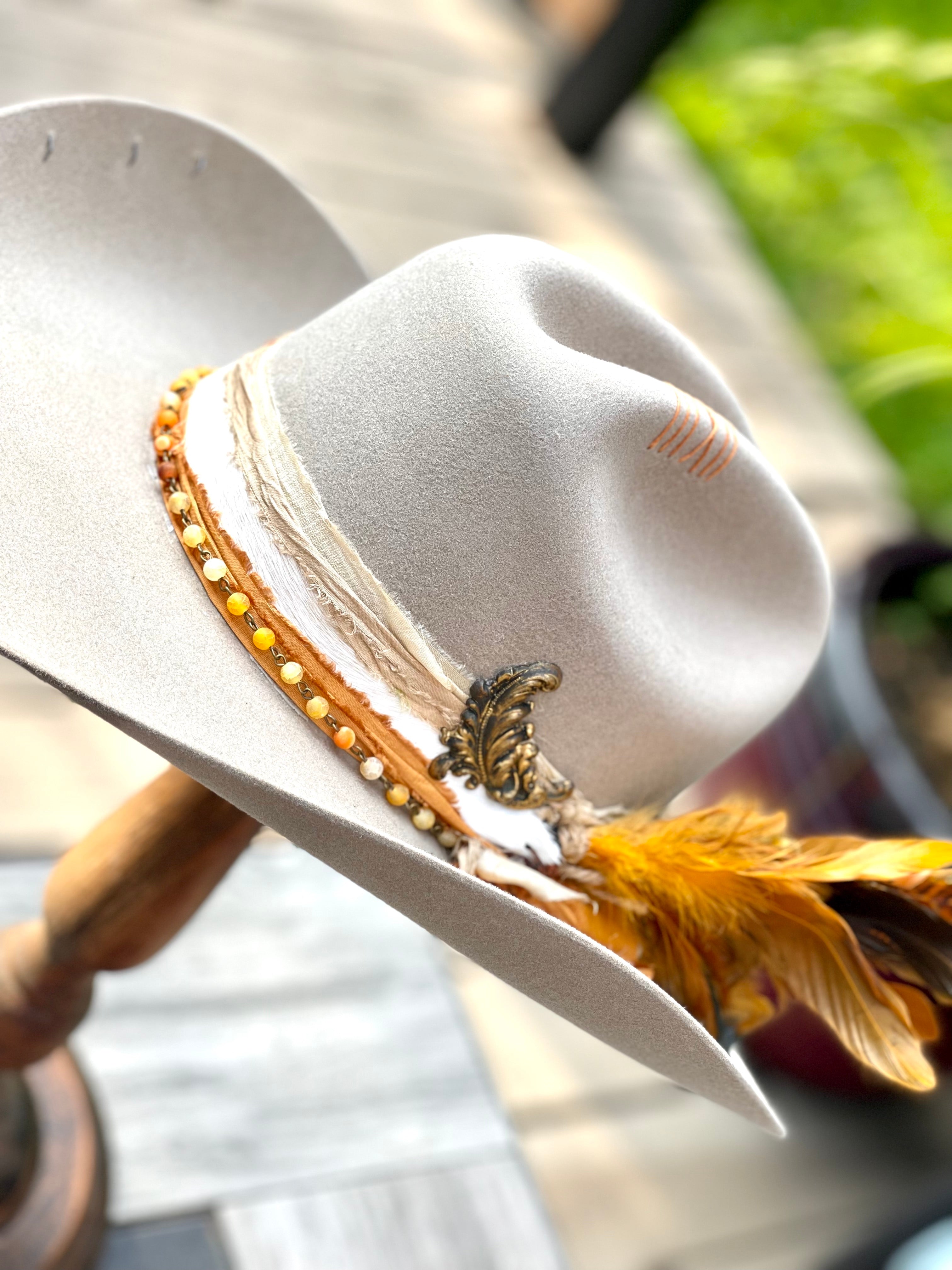 Cowboy hot sale hat feathers