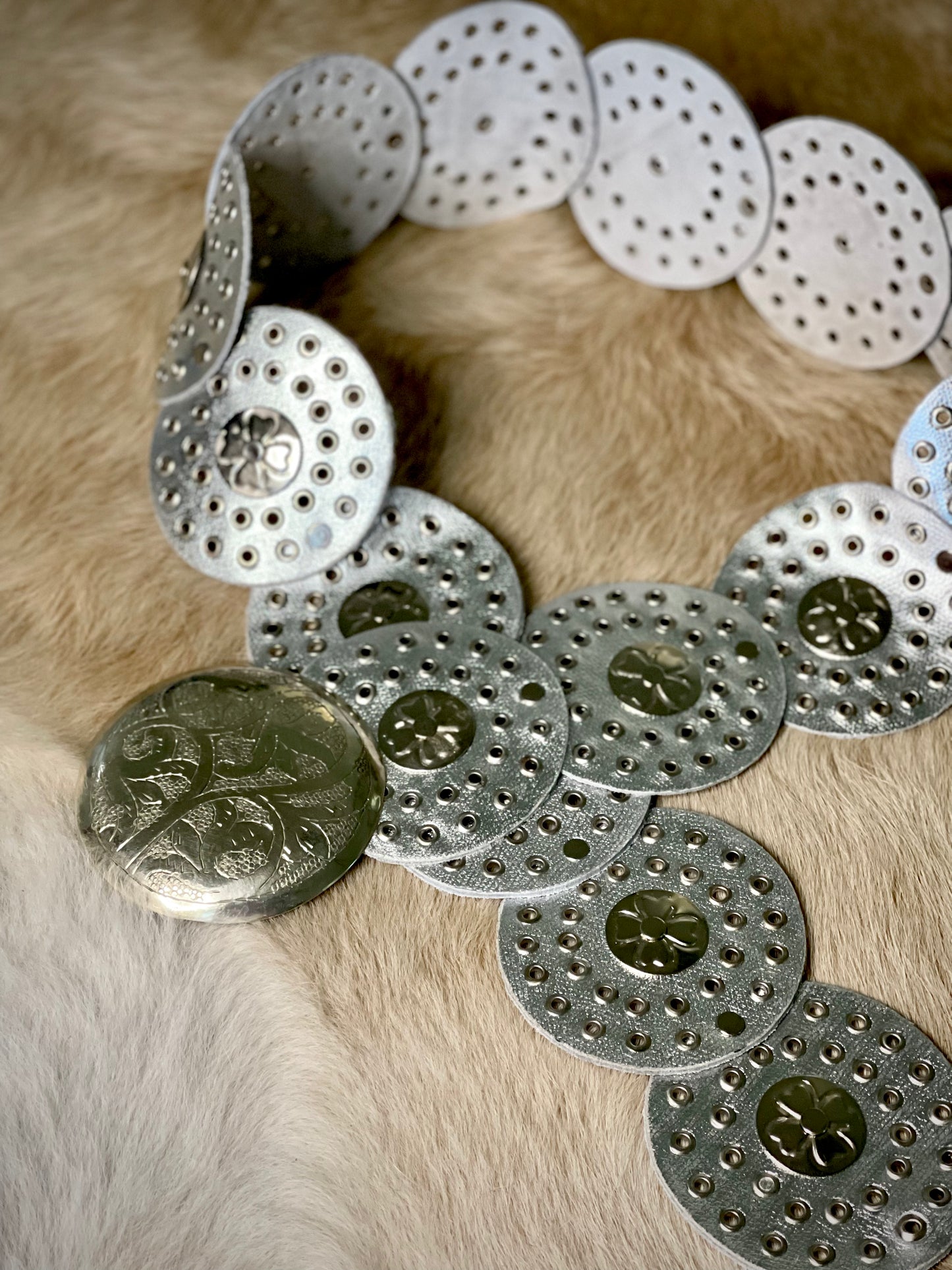 Round Leather Concho Belt - Silver