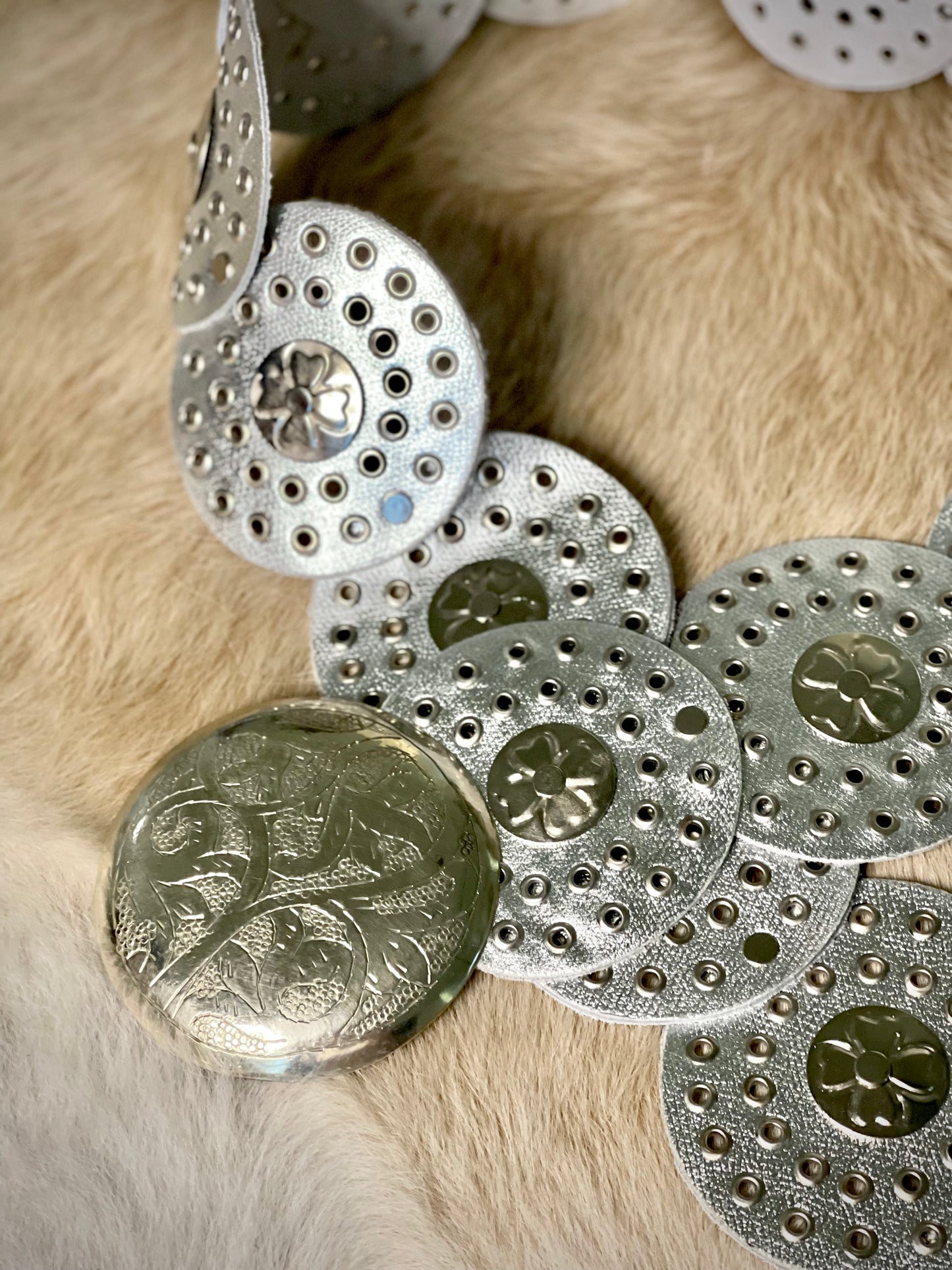 Round Leather Concho Belt - Silver